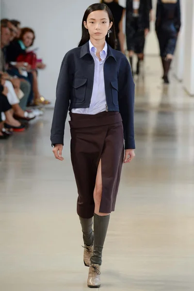 Look 28